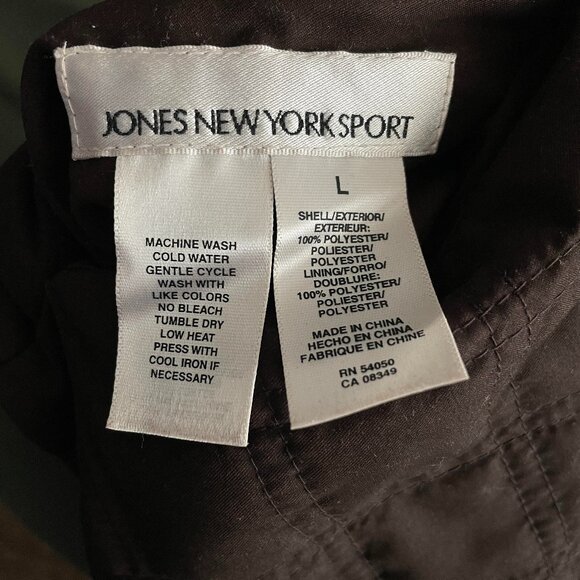 Reversible Quilted Vest - Picture 5 of 5